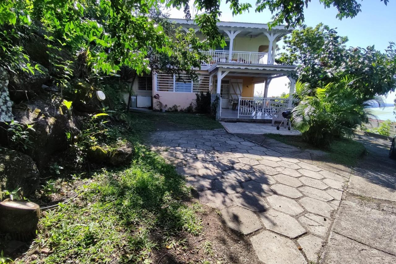 Bungalow With Sea View In Deshaies Exterior photo